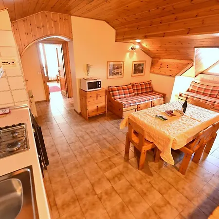شقة Raethia Tra Bormio E Livigno *