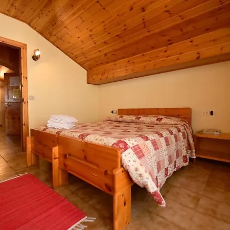 Raethia Tra Bormio E Livigno شقة