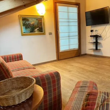 Raethia Tra Bormio E Livigno شقة *