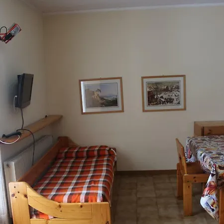 Raethia Tra Bormio E Livigno *
