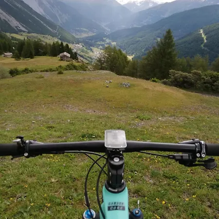 شقة Raethia Tra Bormio E Livigno *